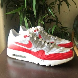 Nike Air Max Flyknit Red, gray and white